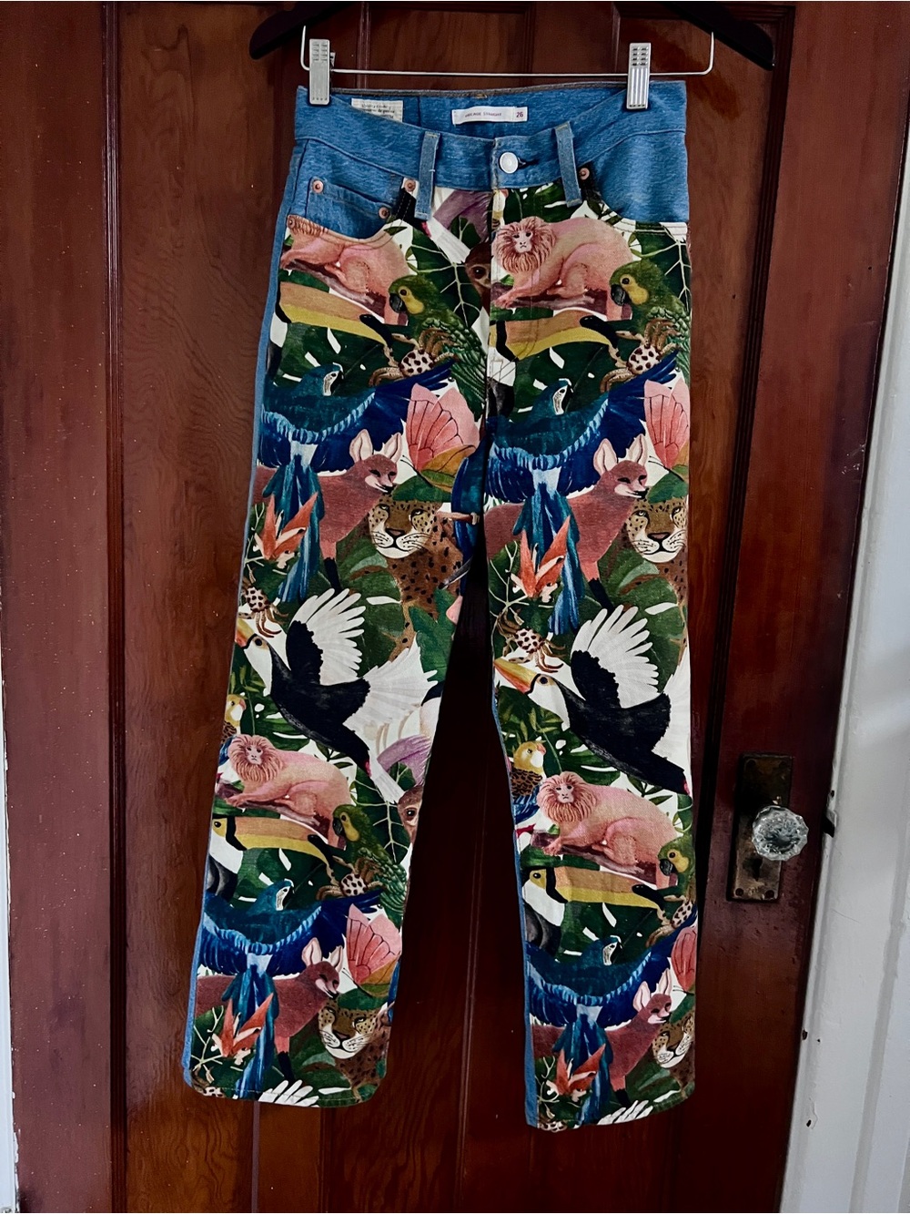 Levi’s x FARM Rio Ribcage Crop Jeans - Picture 8 of 12